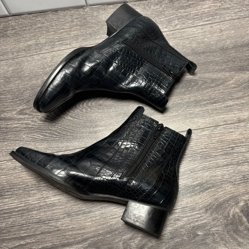 Trotters black croc